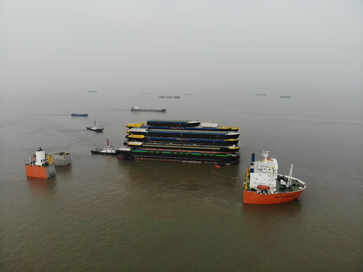 Concordia Damen ships 18 hulls from Shanghai to Rotterdam 2 lowres