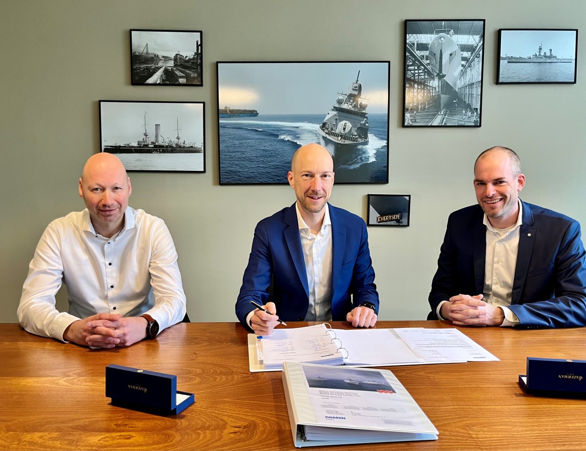 2 Damen Naval signs new contract with Hatenboer Water