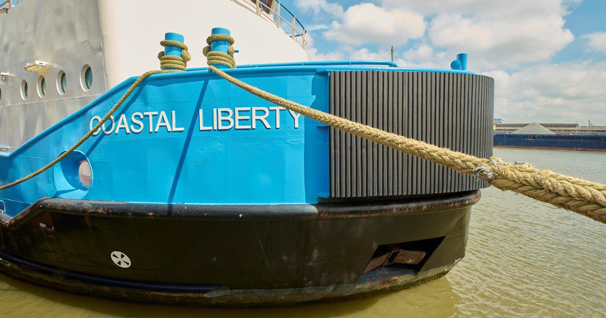 OSV Coastal Liberty Operates on Green Hydrogen in the German Wadden Sea