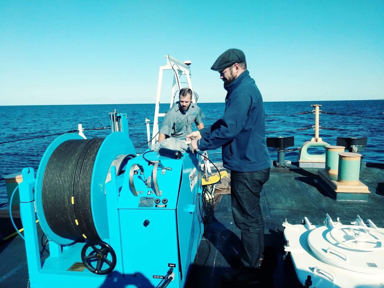 The winch used to raise and lower the towfish.