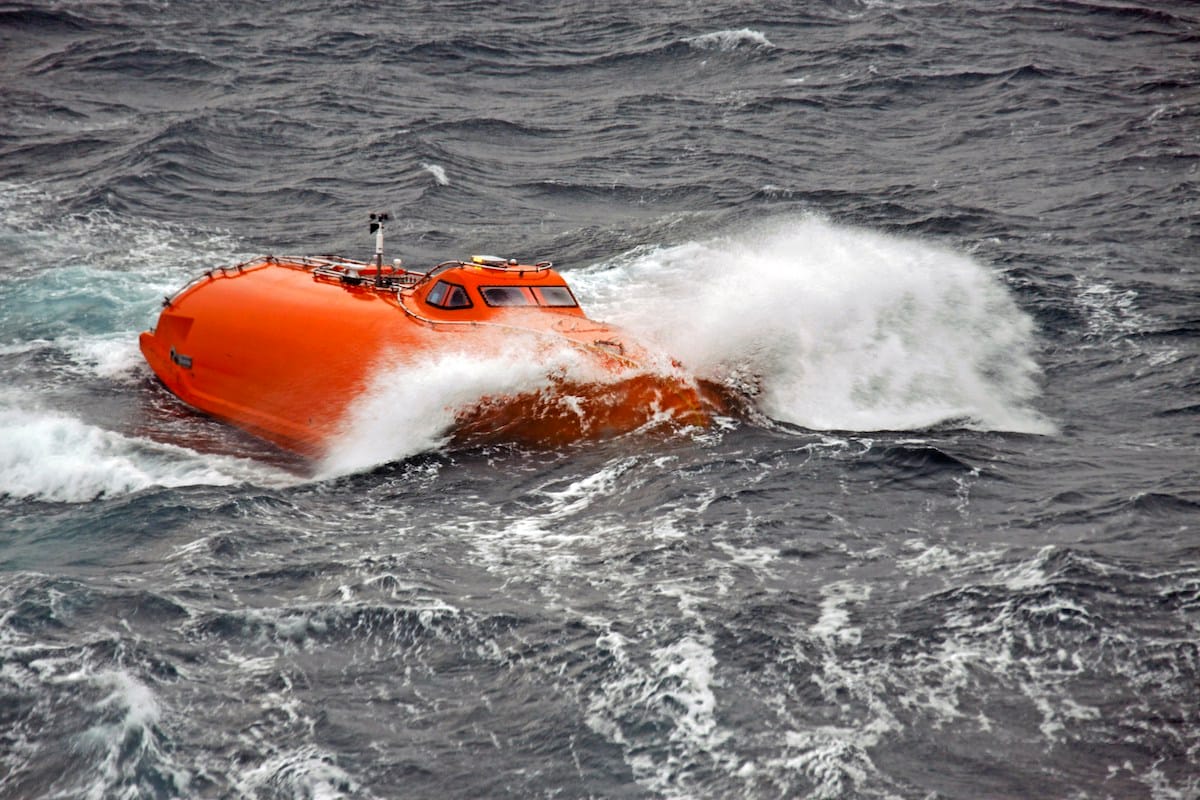 Norsafefreefallboat