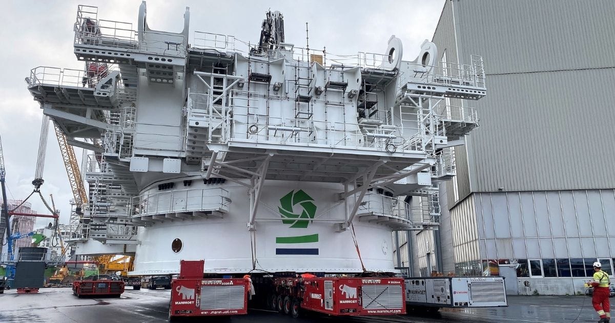 2 Mammoet Liebhercrane 1