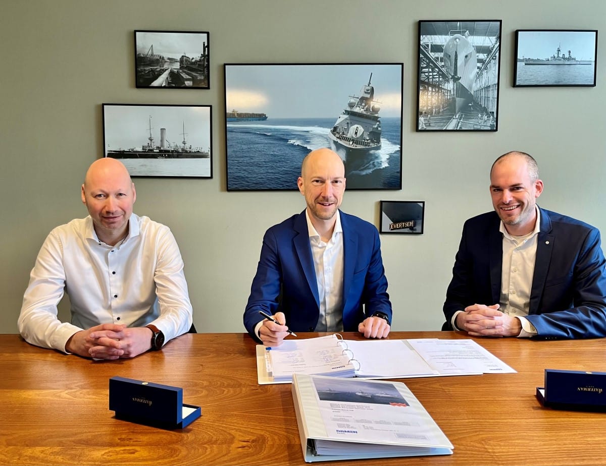 2 Damen Naval Signs New Contract With Hatenboer Water