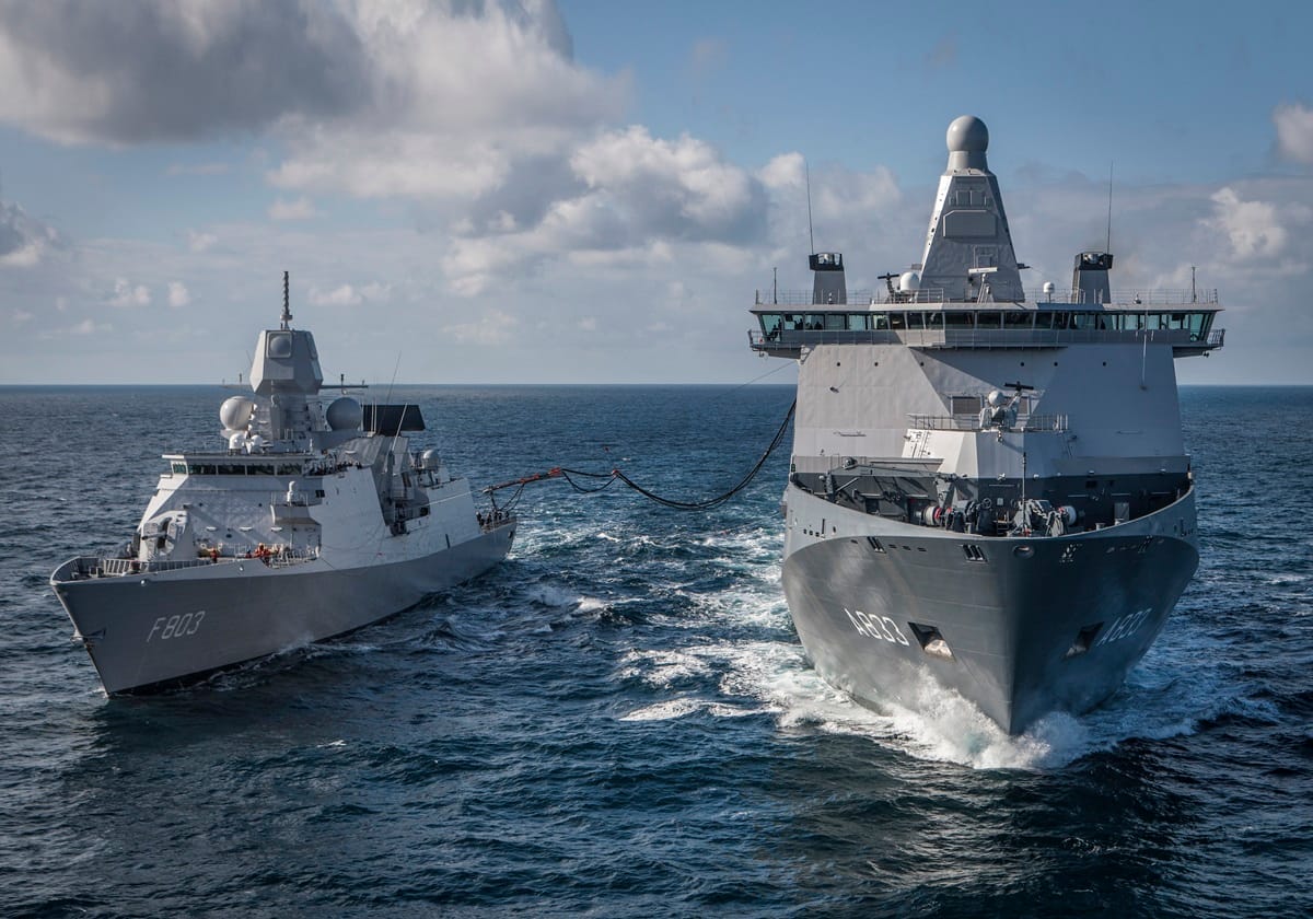 Damen Naval Celebrate 150 Years of Naval Shipbuilding 2 25 Juni 2014, Noordzee.bevoorraden Van Fuel Op Zee Van Van Zm De Tromp Door Zm De Karel Doorman.