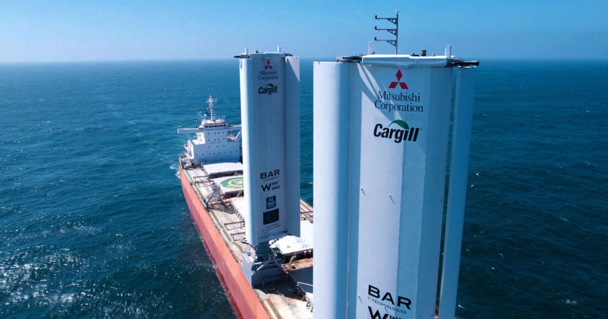 WindWings® are designed to provide the maximum all-round performance from global weather conditions. The award winning 3-element design gives best-in-class thrust, adapting its geometry to suit the apparent wind at all times.