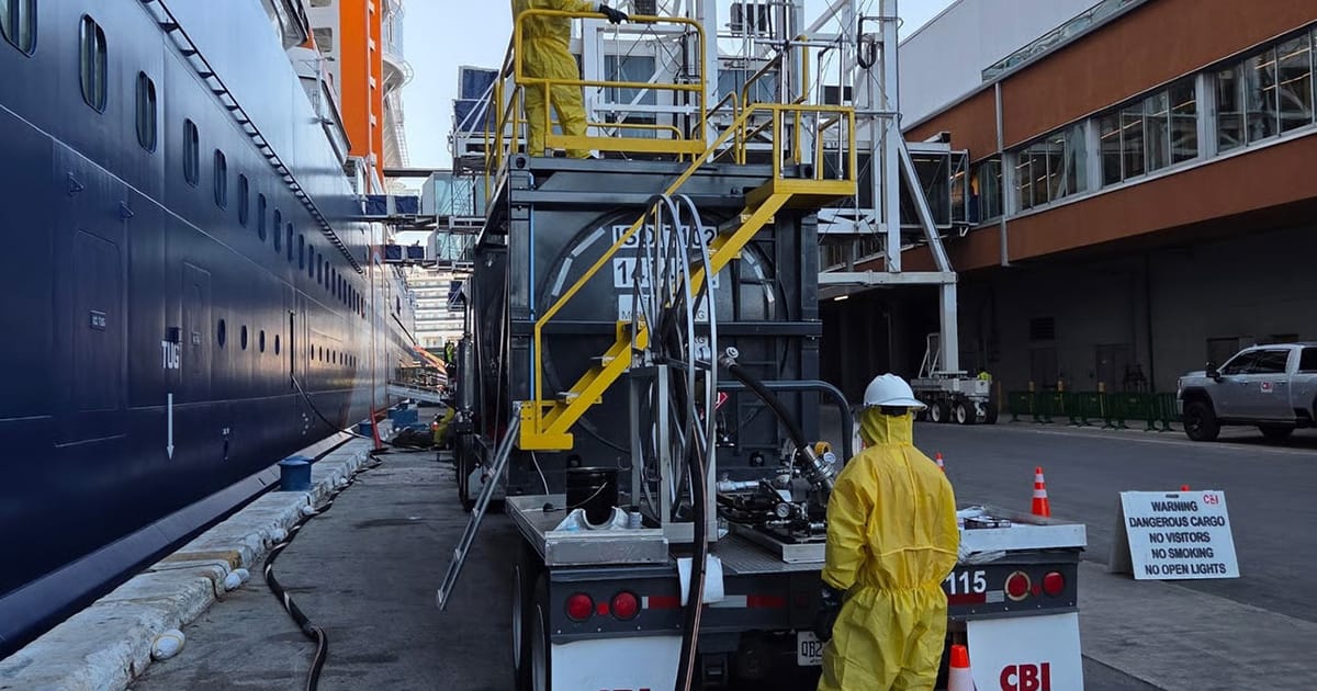 Methanol bunker fuel delivery in South Florida. (Image credit: World Fuel Services)