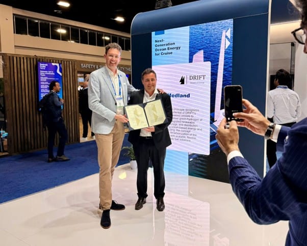 Ben Medland (Left), Ceo Of Drift Energy, And Patrizio Di Francesco, North Europe Special Projects Bd Manager And Principal Engineer, Rina, At Seatrade Cruise Global In Miami 