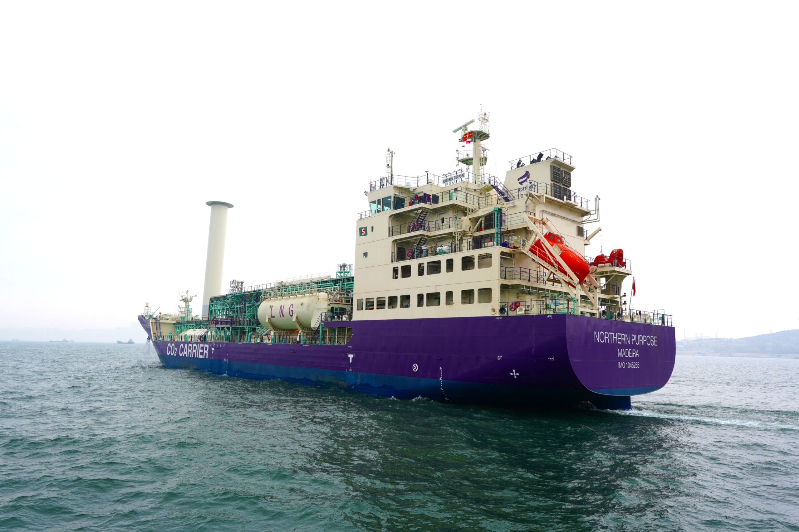 Bernhard Schulte's First LCO2 Carrier Christened in China 2 The “Northern Purpose” Is Equipped With An Lng Dual-Fuel Propulsion System, A Wind-Assisted Rotor Sail And An Air Lubrication System.