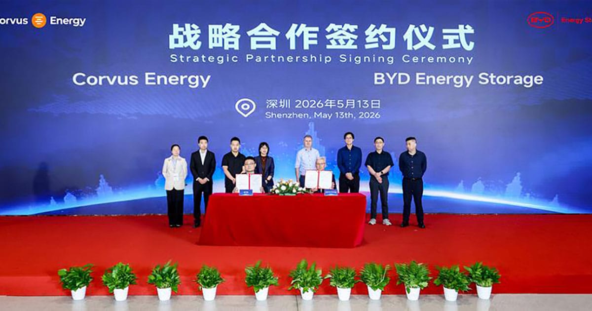 Photofrom the signing ceremony for the strategic cooperation agreement held at the CIBF exhibition in Shenzhen Marintec China. Yin Xueqin, General Manager of BYD Energy Storage and New Application Battery Division; Jiang Yufeng, Director of the New Battery Product Line; and Dr. Lars Ole Valoen, Chief Technology Officer of Corvus Energy AS, witnessed the ceremony. Wang Hongbo, Deputy Principal of BYD Energy Storage New Battery Product Line, and Geir Holberg, Vice President of Procurement at Corvus Energy AS, signed the agreement on behalf of their respective companies. Photo credit: BYD Energy Storage.