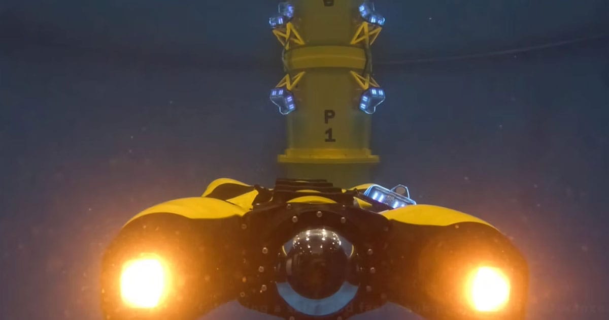 EXRAY ROV uses UV light to replace tether.