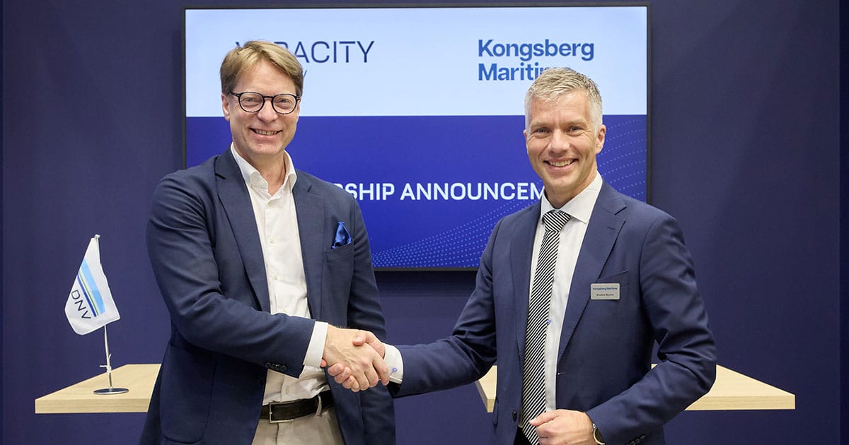 Mikkel Skou, Executive Director, Veracity at DNV with Anders Bryhni, Anders Bryhni, Senior Vice President Digital Ocean at Kongsberg Maritime.