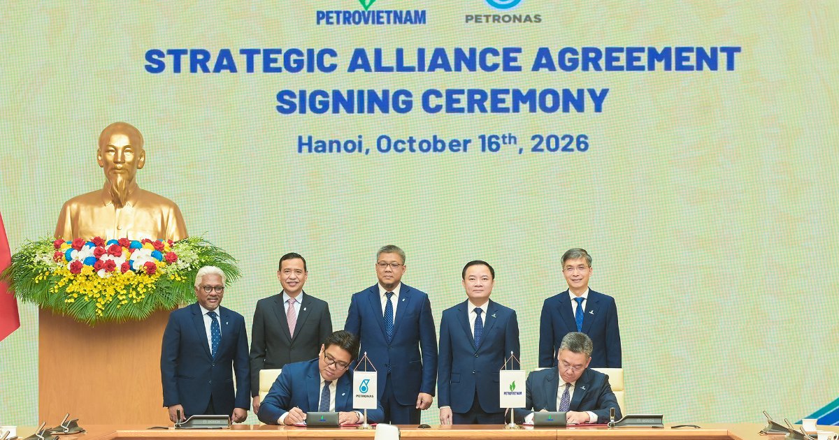 The signing of a Strategic Alliance Agreement (SAA) reaffirming PETRONAS and Petrovietnam's shared commitment to advancing energy security, sustainability and long-term value creation. (Image credit: PETRONAS Global)