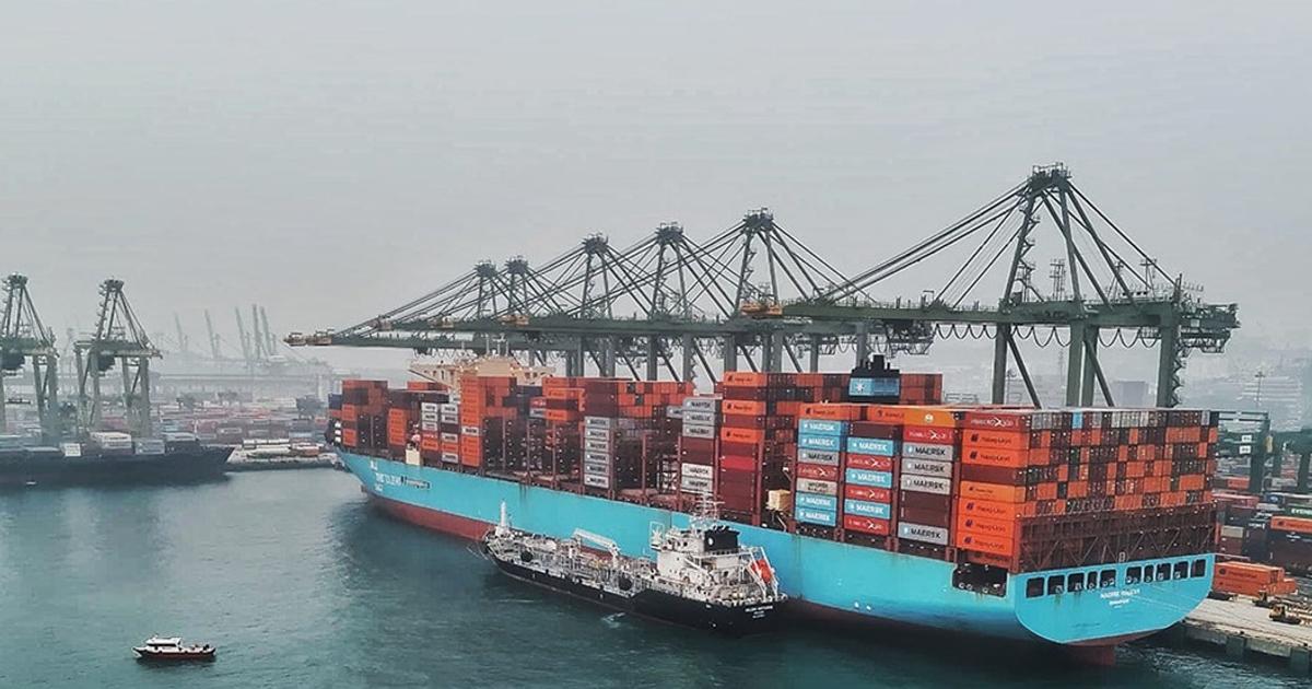 Maersk Halifax ethanol bunkering in Singapore. (Image credit: Maersk)