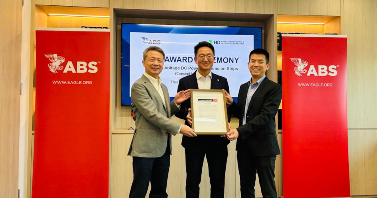 Photo Caption (L to R): Gu Hai, ABS Vice President, Technology (Pacific); Sang-Hyun Kim, HD KSOE Senior Vice President, Electrification Center; and Michael Kei, ABS Vice President, Technology (Americas). (Credit: ABS)